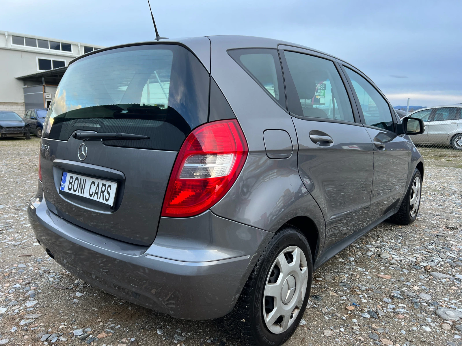 Mercedes-Benz A 160 1.5i газ/LPG Facelift  - изображение 3