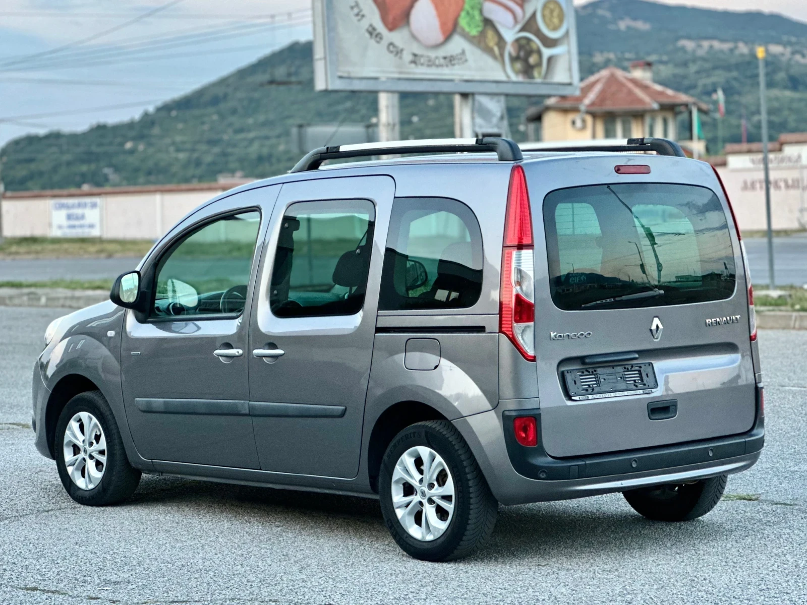 Renault Kangoo 1.5DCi * EURO6* КЛИМАТИК*  - изображение 7