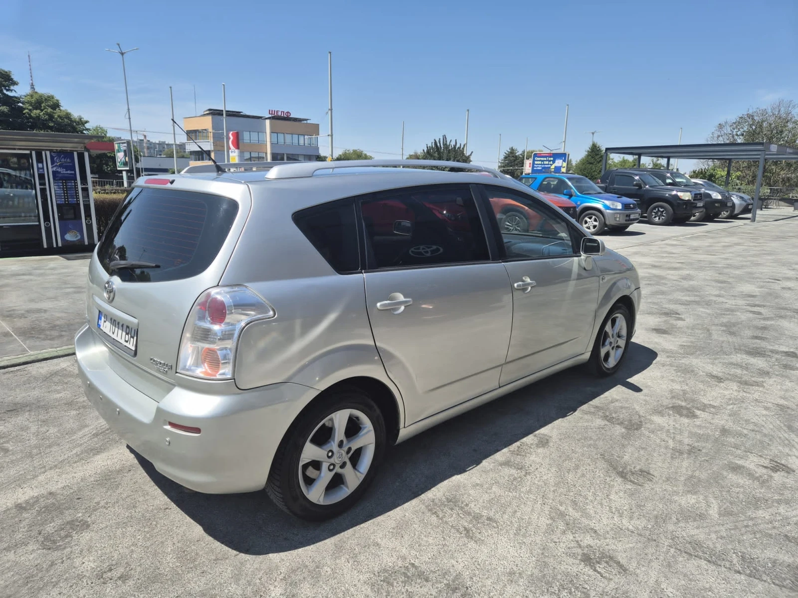 Toyota Corolla verso 1.8vvti с LPG - изображение 3