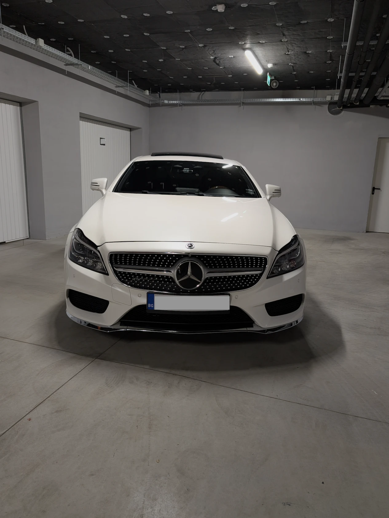 Mercedes-Benz CLS 550 RWD - изображение 2