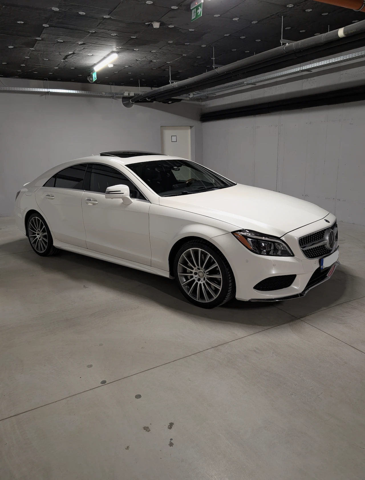 Mercedes-Benz CLS 550 RWD - изображение 5
