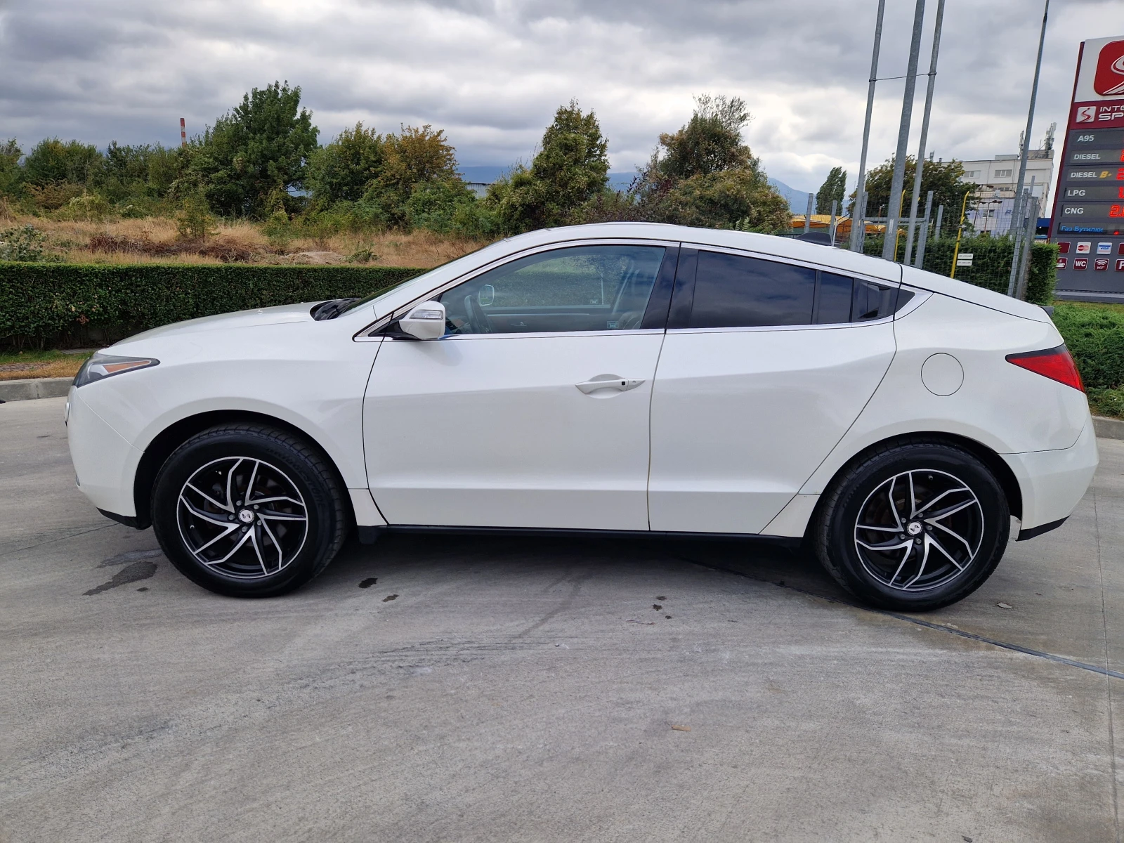 Acura ZDX 3.7I /Швейцария - изображение 4