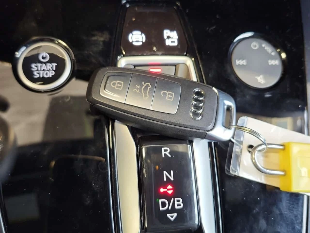 Audi E-Tron e-tron Sportback 50 quattro | PANO | ПОДГРЕВИ  - изображение 8