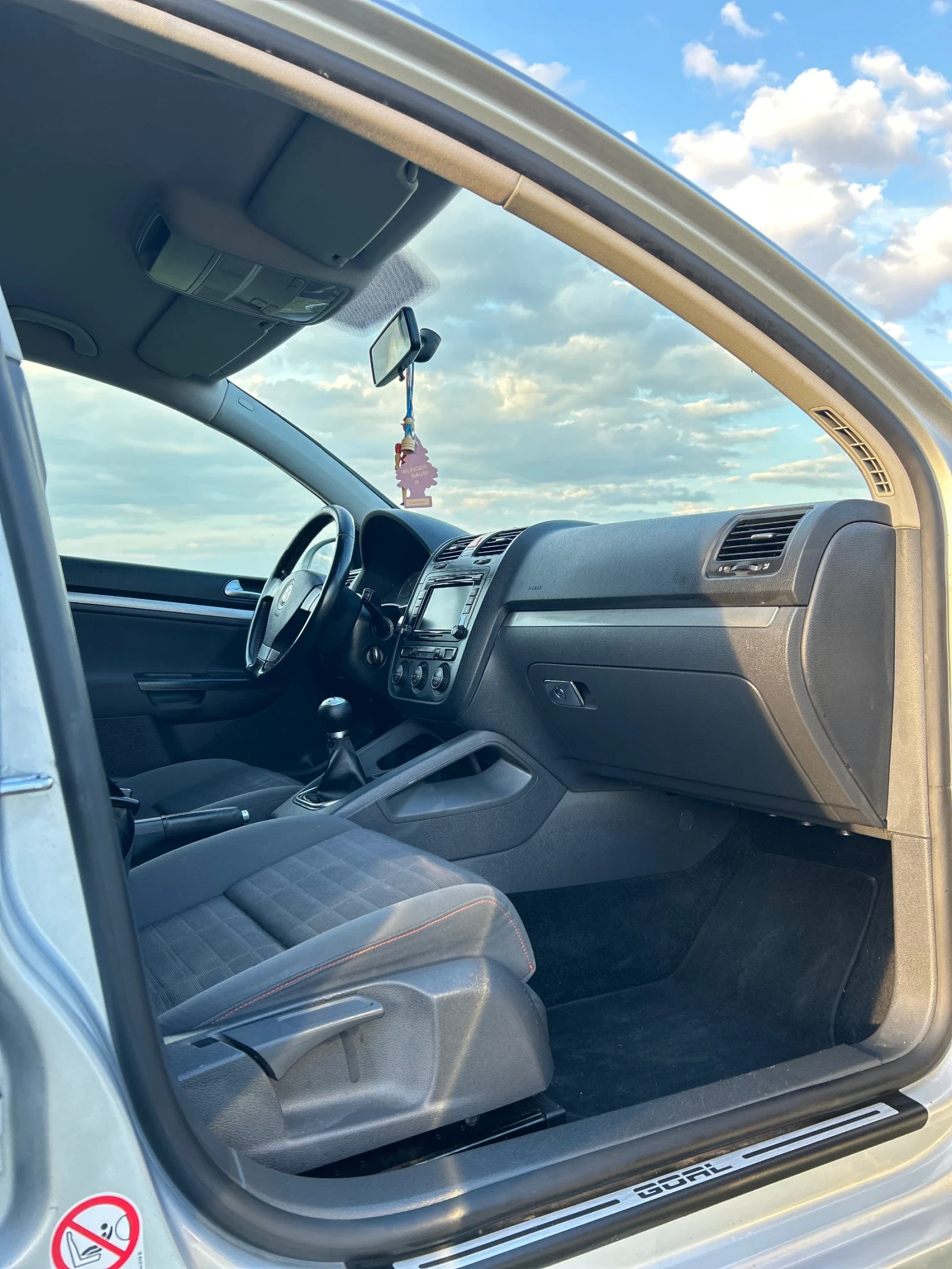 VW Golf GOLF 5 GOAL 1.9TDI 105кс, снимка 14 - Автомобили и джипове - 53990152