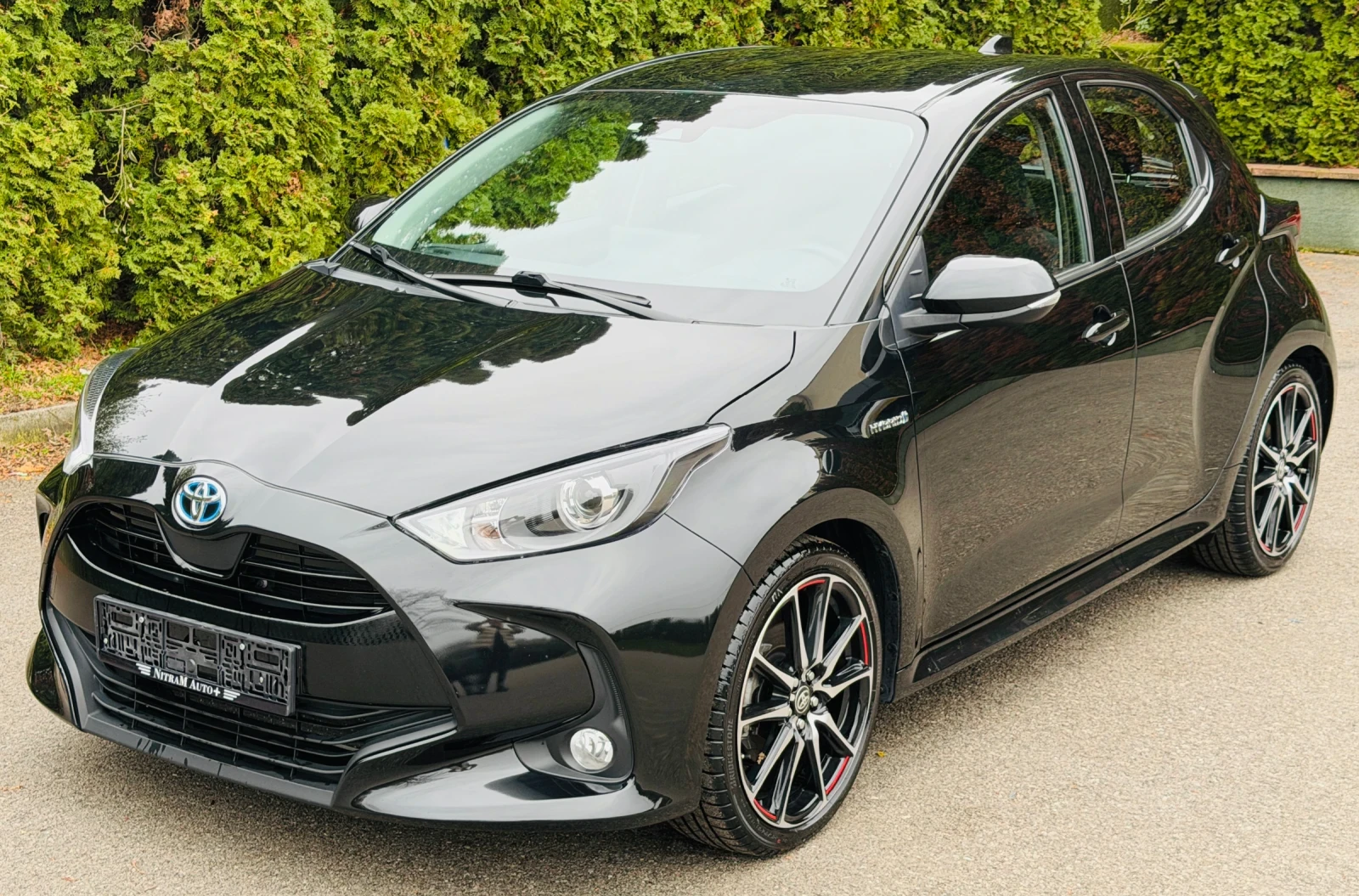 Toyota Yaris 1.5/CVT/Camera/GR/63000km | Auto.bg — изображение 1