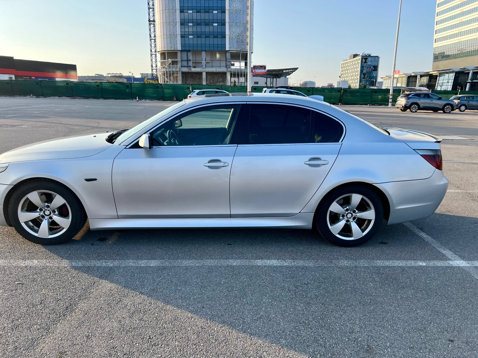 BMW 530 3.0d, снимка 4 - Автомобили и джипове - 54062279