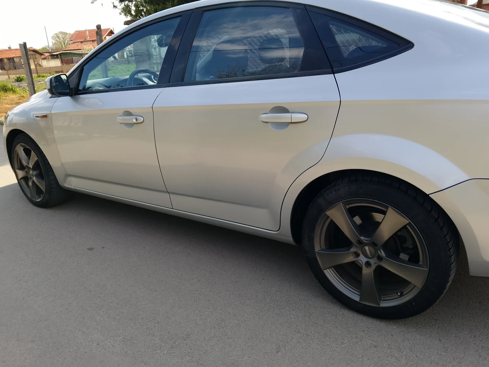 Ford Mondeo 1.8tdci, снимка 4 - Автомобили и джипове - 54239568