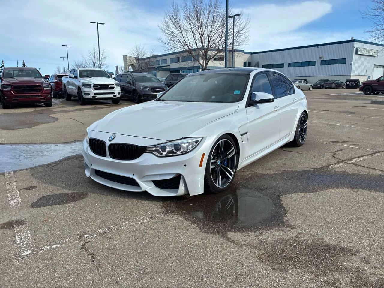 BMW M3 * КАРБОН* АЛКАНТАРА* ГЛАВНО ПРЕДСТАВИТЕЛСТВО* 