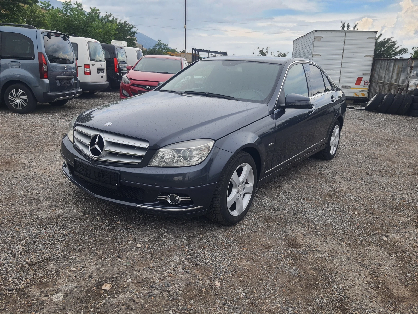 Mercedes-Benz C 200 компресор-авангард, снимка 3 - Автомобили и джипове - 54946013