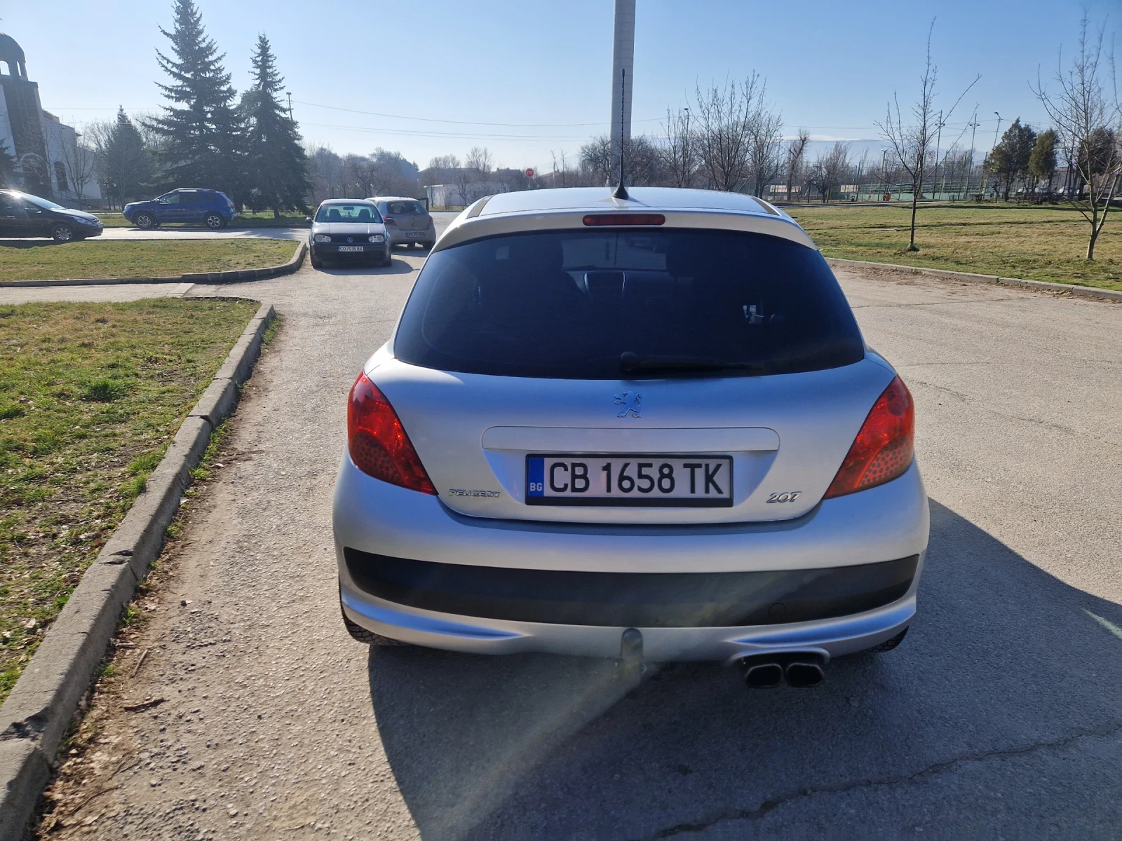 Peugeot 207 1.6 HDI, снимка 5 - Автомобили и джипове - 55144677
