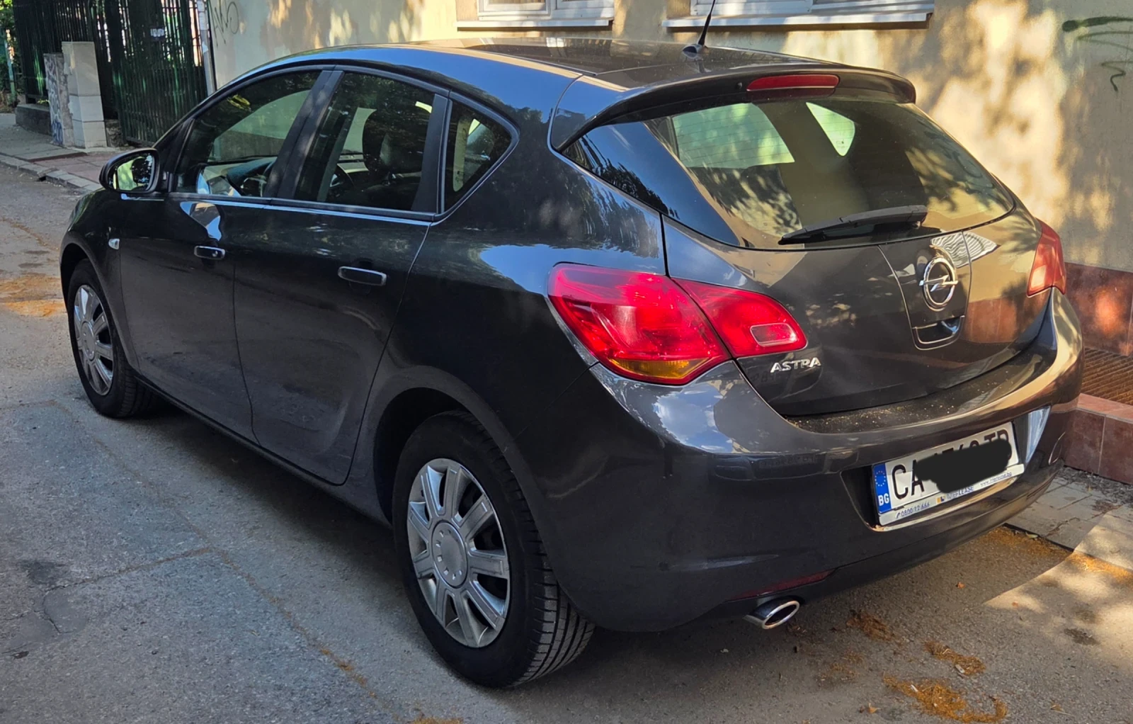 Opel Astra, снимка 3 - Автомобили и джипове - 55148901