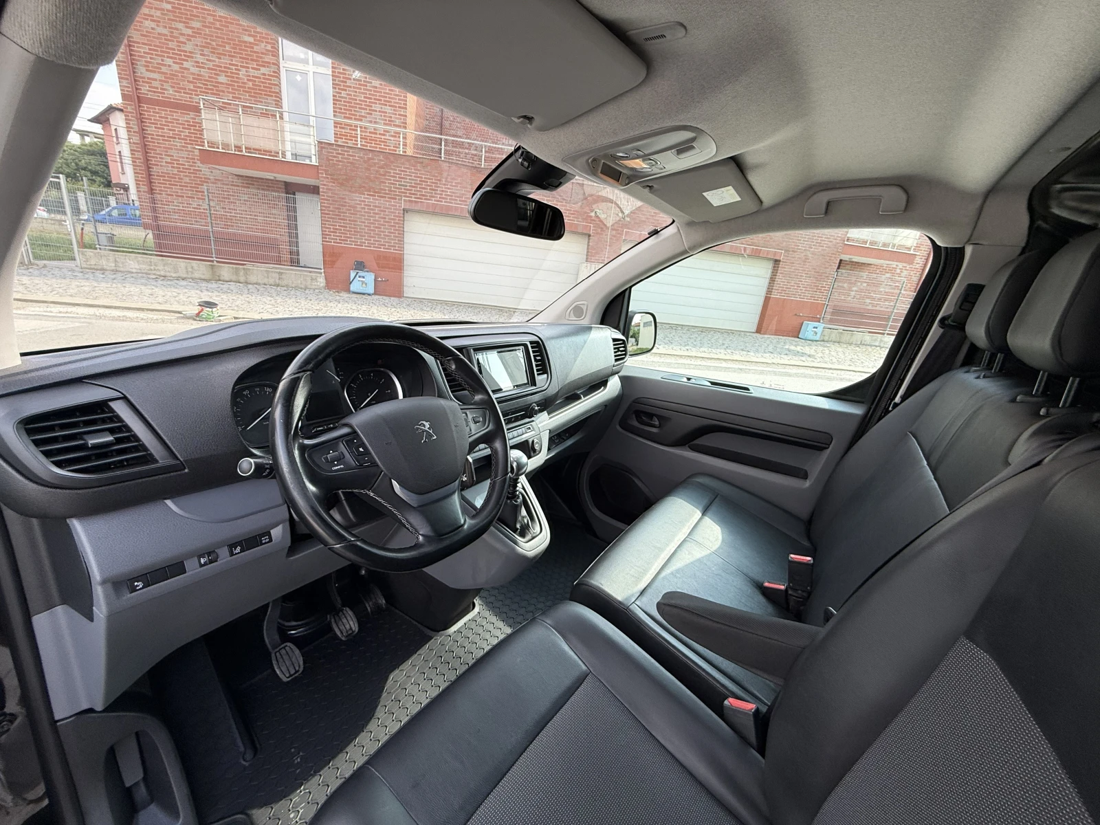 Peugeot Expert 2.0HDI-КЛИМАТИК-ШВЕЙЦАРИЯ, снимка 9 - Автомобили и джипове - 55151671