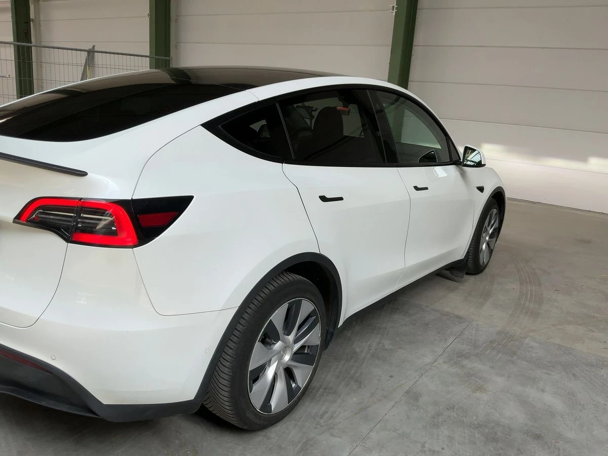 Tesla Model Y Long Range AWD Giga Berlin, снимка 4 - Автомобили и джипове - 55389409