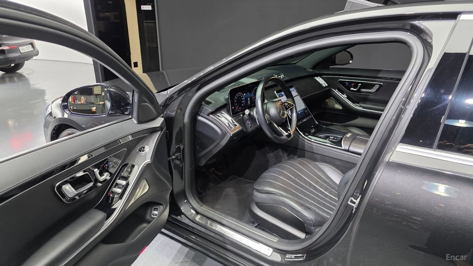 Mercedes-Benz S 350 ПОДГРЕВ* ОБДУХВАНЕ* ПАНО* 360* МАСАЖ* HEAD-UP* , снимка 8 - Автомобили и джипове - 55588327