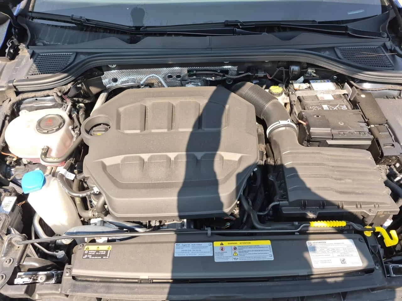 VW Golf R / LED / DISTRONIC / 2 КЛЮЧА , снимка 16 - Автомобили и джипове - 55662467