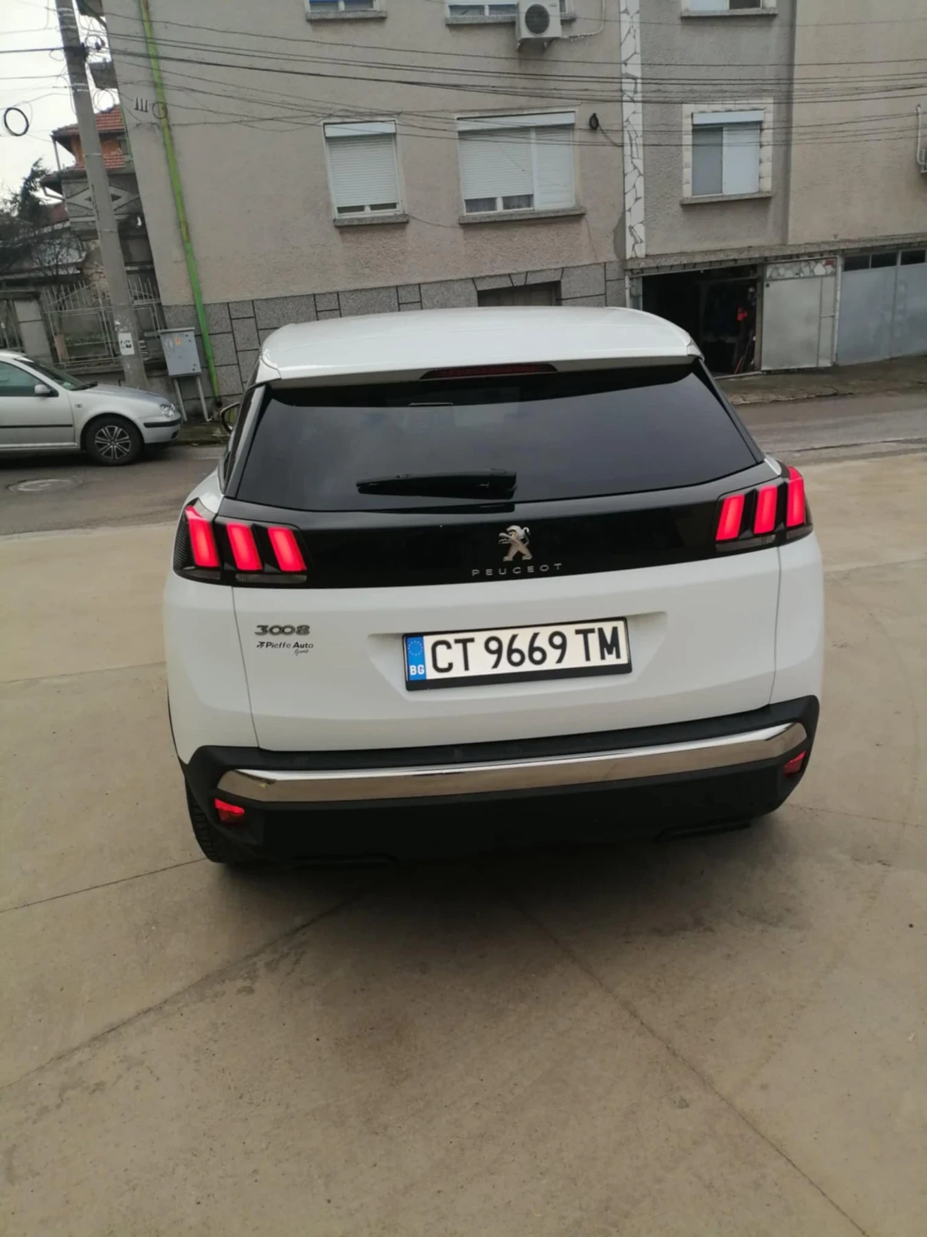 Peugeot 3008 1.6, снимка 6 - Автомобили и джипове - 56060584