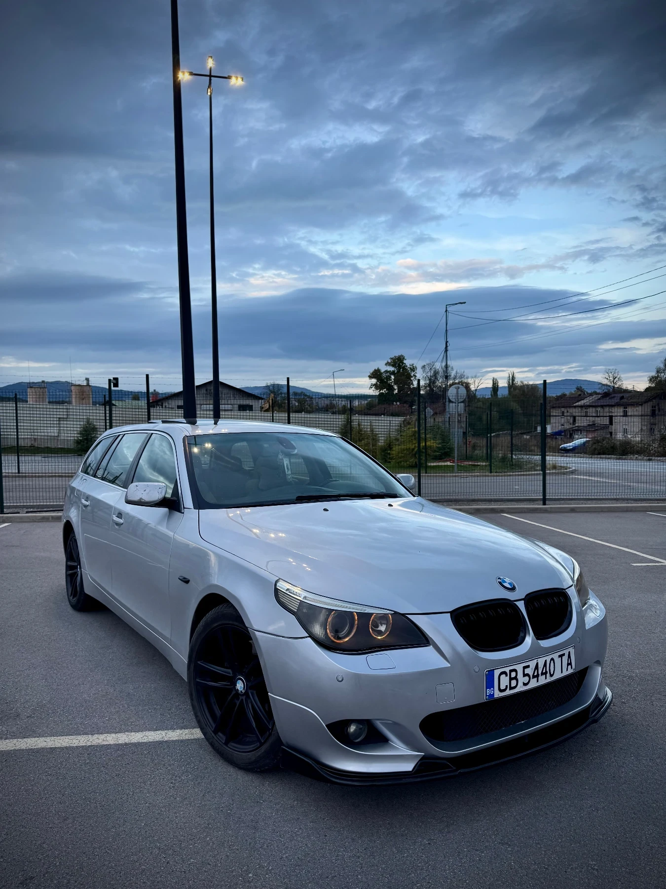 BMW 530 PANORAMA, снимка 4 - Автомобили и джипове - 56601070