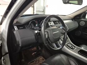 Обява за продажба на Land Rover Range Rover Evoque HSE * * CARFAX * * АВТО КРЕДИТ * *  ~30 999 лв. - изображение 8 | Auto.bg Обява за продажба на Land Rover Range Rover Evoque HSE * * CARFAX * * АВТО КРЕДИТ * *  ~30 999 лв. - изображение 8