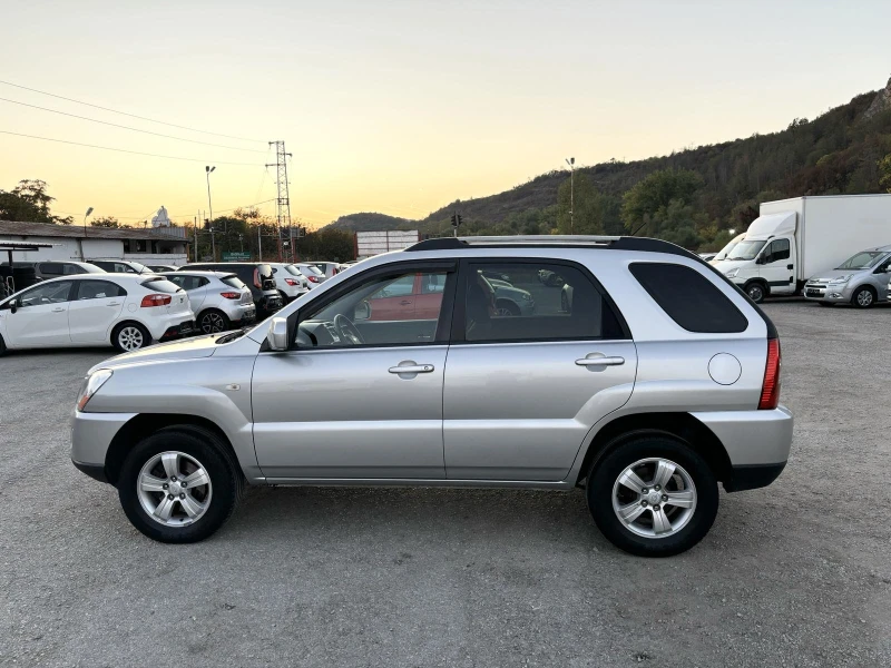 Kia Sportage 2.0 CRDI 4X4 УНИКАТ, снимка 6 - Автомобили и джипове - 47388868