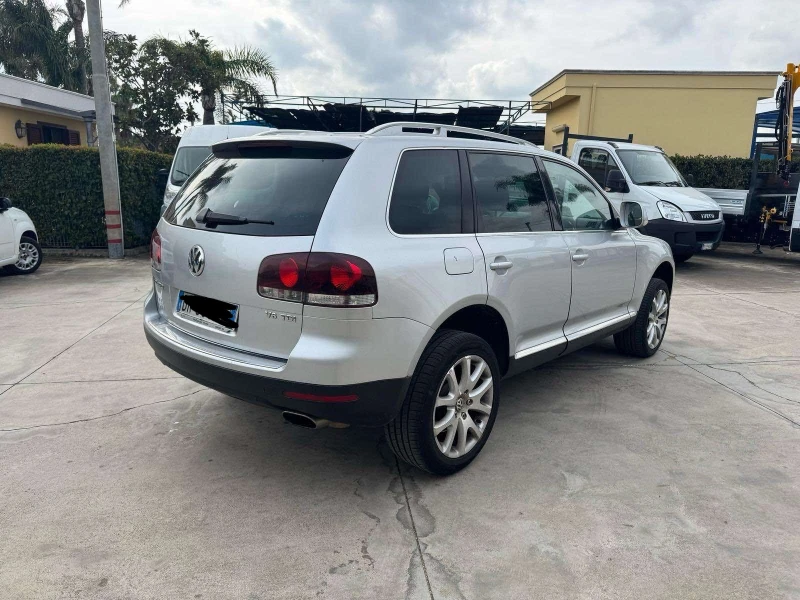 VW Touareg 3.0TDI 240HP 4MOTION AVTOMAT FACELIFT KOJA NAVI , снимка 5 - Автомобили и джипове - 49394178