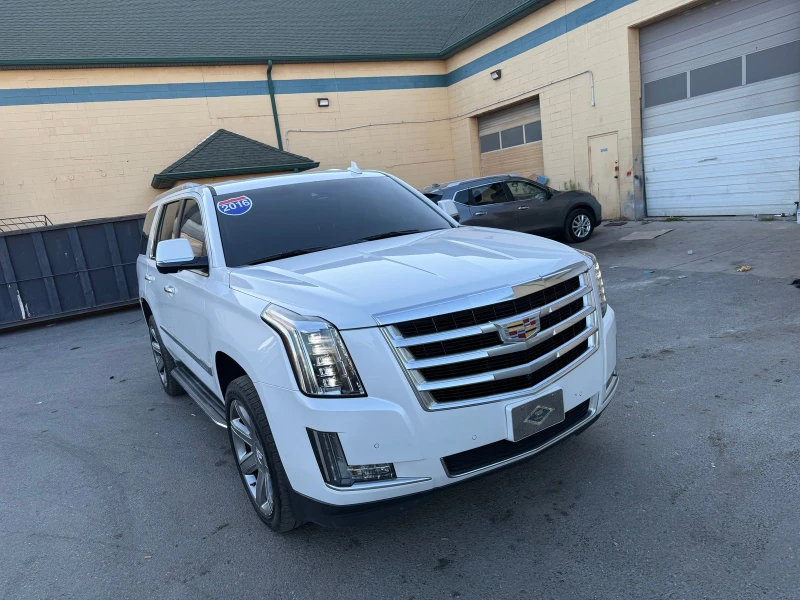 Cadillac Escalade КРАЙНА ЦЕНА, снимка 5 - Автомобили и джипове - 52897027