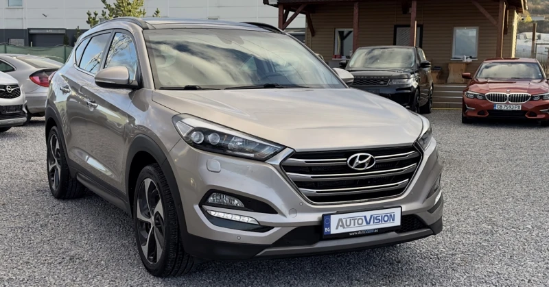Hyundai Tucson VERTEX DiSTRONiC KEYLESS ПАНОРАМА ОБДУХВАНЕ 