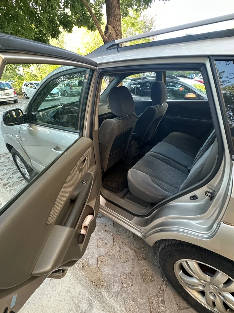 Hyundai Tucson, снимка 12 - Автомобили и джипове - 52699066