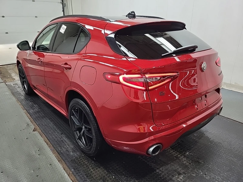 Alfa Romeo Stelvio TI AWD 280кс * Възможност за Лизинг* , снимка 4 - Автомобили и джипове - 53480242