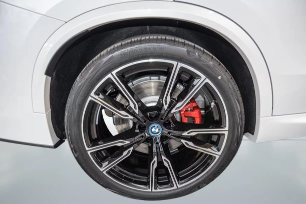 BMW X5 50e xDrive = NEW = M-Sport Pro Гаранция - изображение 3