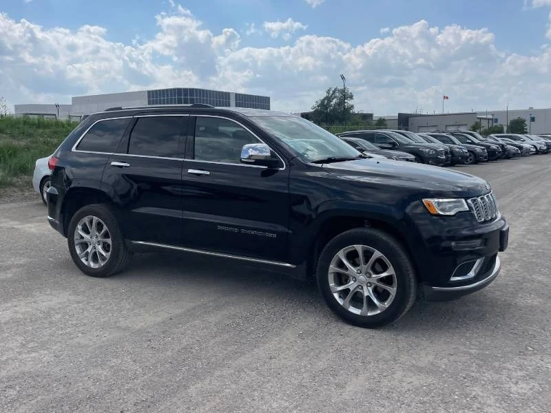 Jeep Grand cherokee * Summit * ДИСТРОНИК * ОБДУХВАНЕ * PANO, снимка 4 - Автомобили и джипове - 55232551