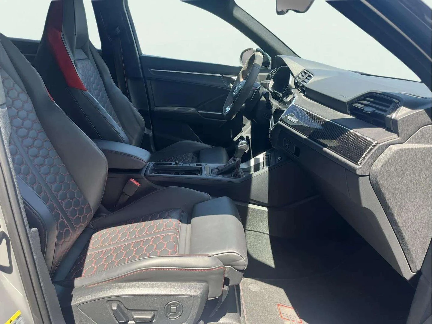 Audi Q3 Audi RS Q3 Sportback 2.5 TFSI quattro | Mobile.bg   16