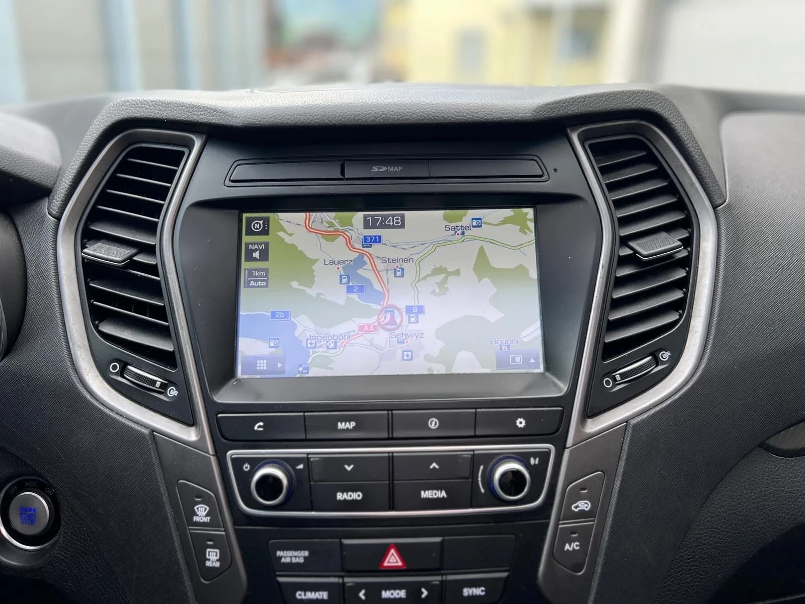 Hyundai Santa fe ШВЕЙЦАРИЯ / ФЕЙС / 2.2-200 к.с. / 4х4 / ФУУЛ - изображение 7
