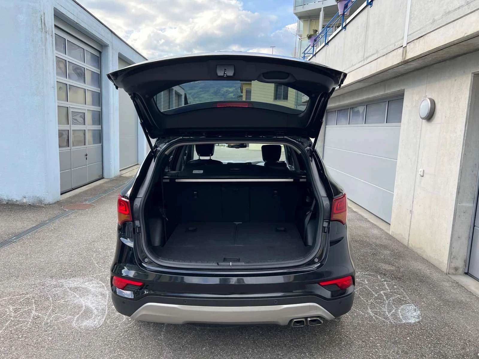 Hyundai Santa fe ШВЕЙЦАРИЯ / ФЕЙС / 2.2-200 к.с. / 4х4 / ФУУЛ - изображение 9