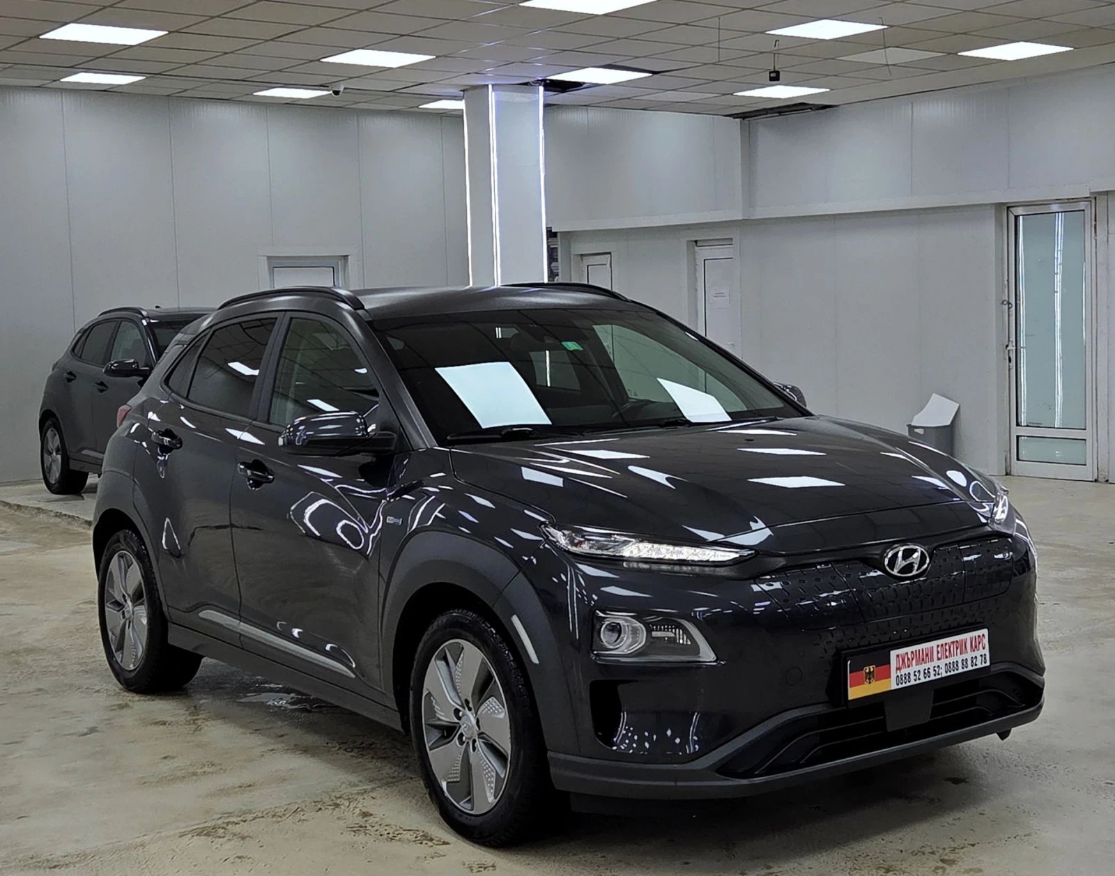 Hyundai Kona 64KWh/Premium/12.2020/Blue Link/SOH100