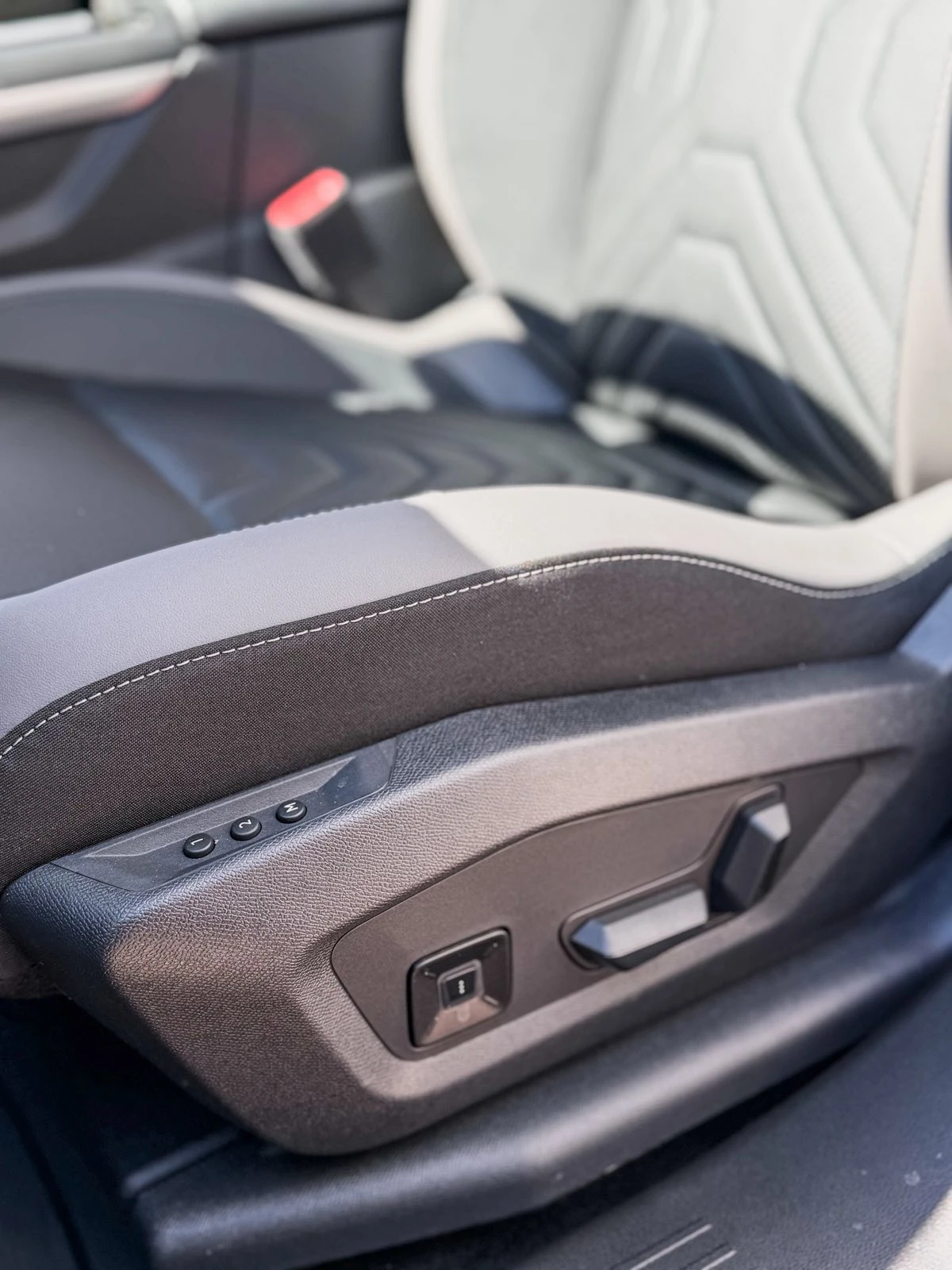 Jeep Compass JEEP NEW COMPASS FIRST EDITION 1.2 e-Hybrid 48V Pe, снимка 12 - Автомобили и джипове - 53780419