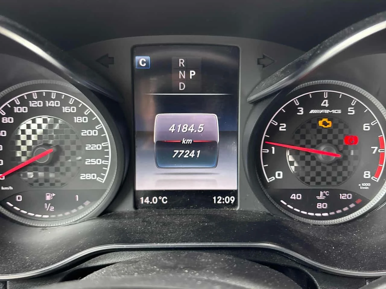 Mercedes-Benz GLC 43 AMG 4МАТИС* BURMESTER* DISTRONIC* АМБИЕНТНО* , снимка 8 - Автомобили и джипове - 54572919