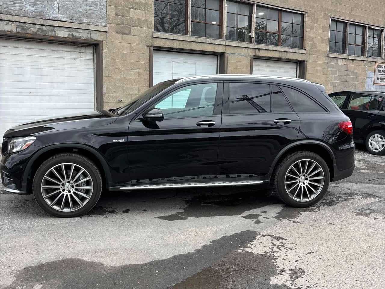 Mercedes-Benz GLC 43 AMG 4МАТИС* BURMESTER* DISTRONIC* АМБИЕНТНО* , снимка 2 - Автомобили и джипове - 54572919