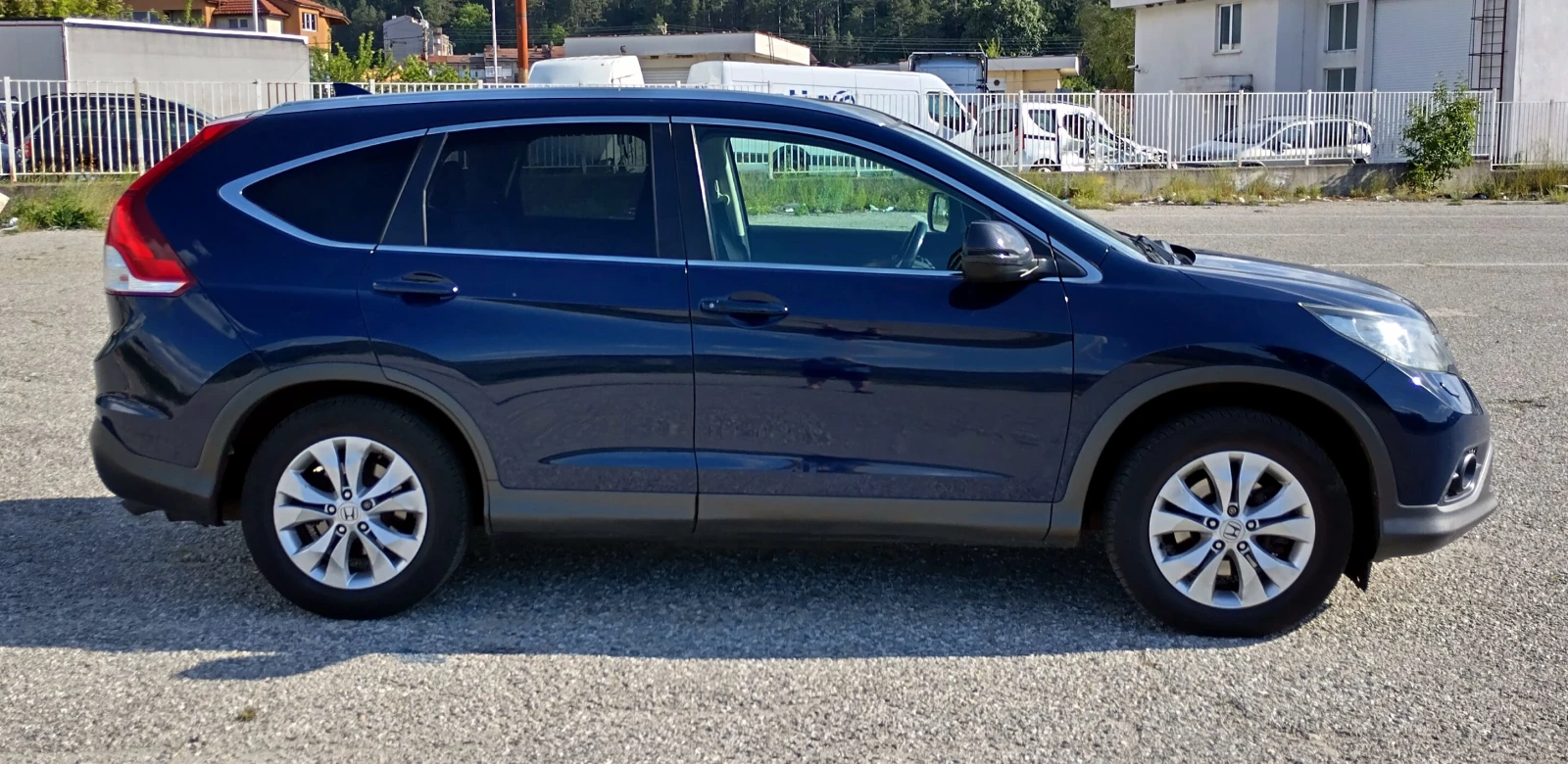 Honda Cr-v 2.2 i-DTEC, снимка 6 - Автомобили и джипове - 54703437