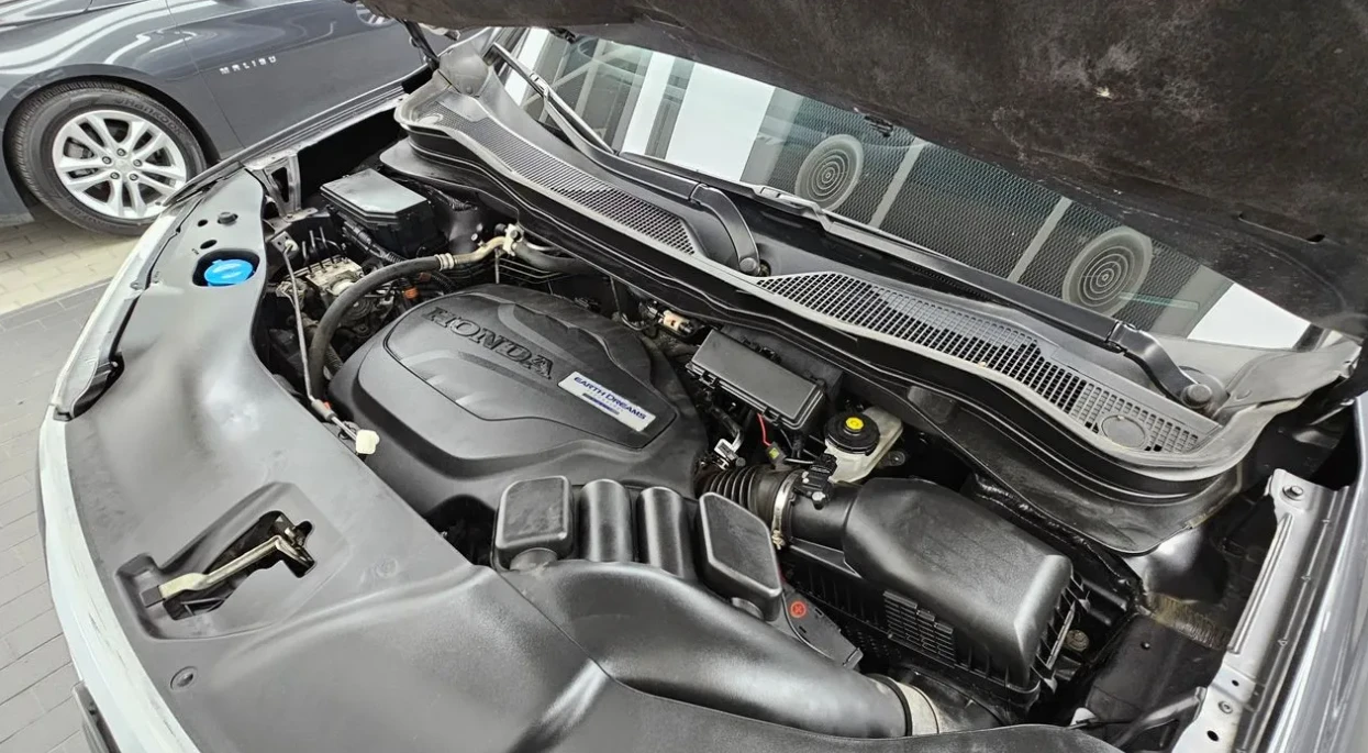 Honda Pilot 3.5 Бензин, снимка 14 - Автомобили и джипове - 55134637