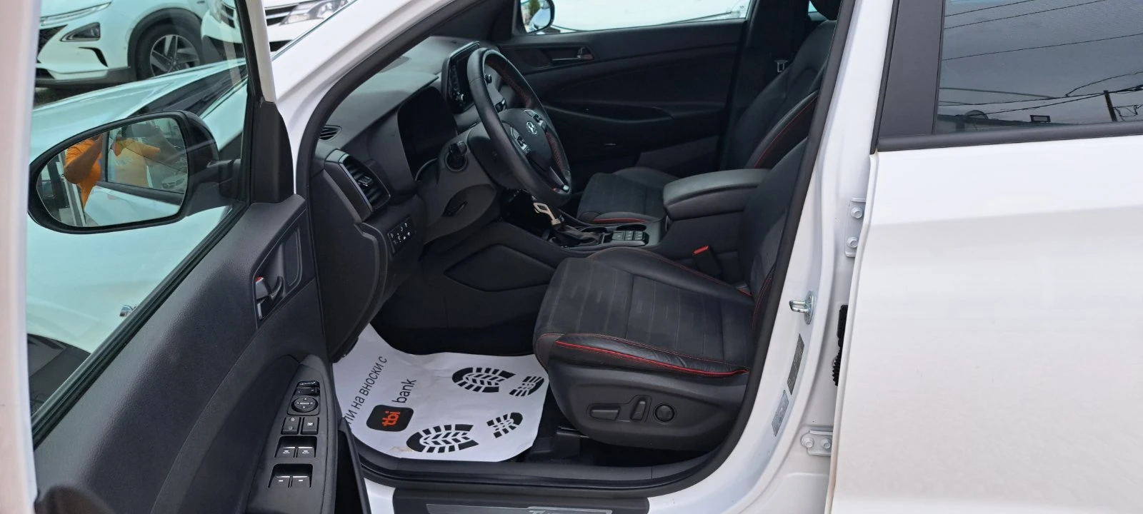 Hyundai Tucson 1.6 N-Line Фул екстри, снимка 8 - Автомобили и джипове - 55407481