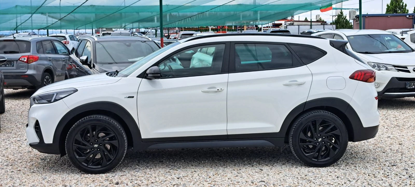 Hyundai Tucson 1.6 N-Line Фул екстри, снимка 4 - Автомобили и джипове - 55407481