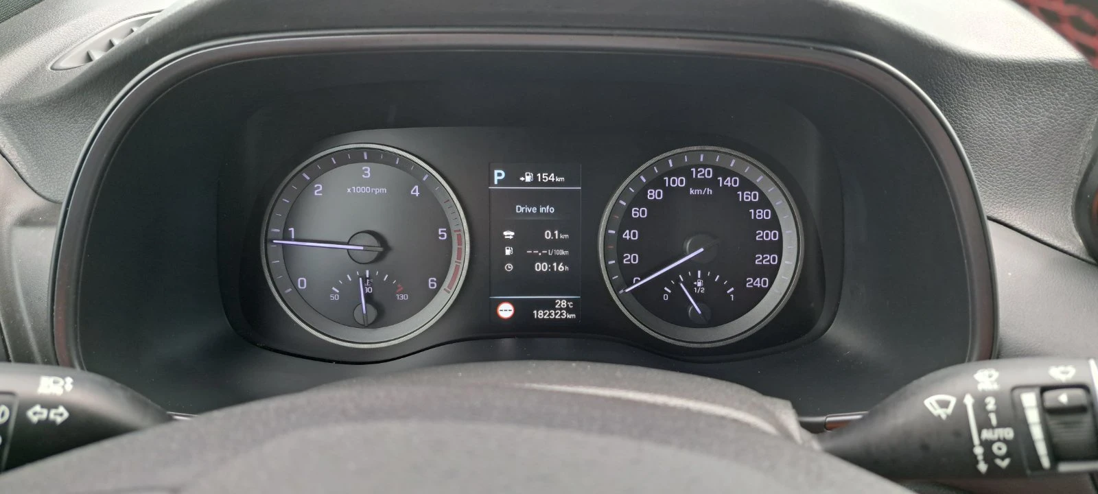 Hyundai Tucson 1.6 N-Line Фул екстри, снимка 14 - Автомобили и джипове - 55407481