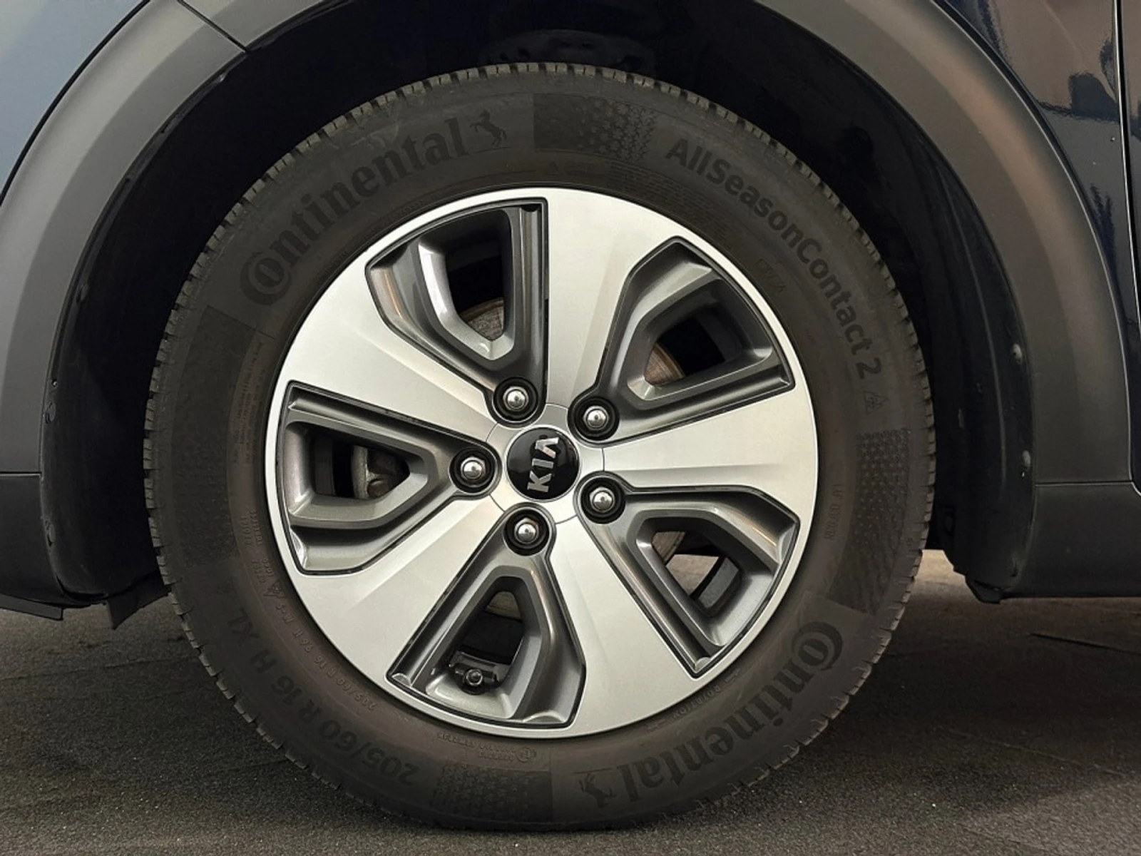 Kia Niro 1.6 GDI DynamicLine , снимка 9 - Автомобили и джипове - 55458755