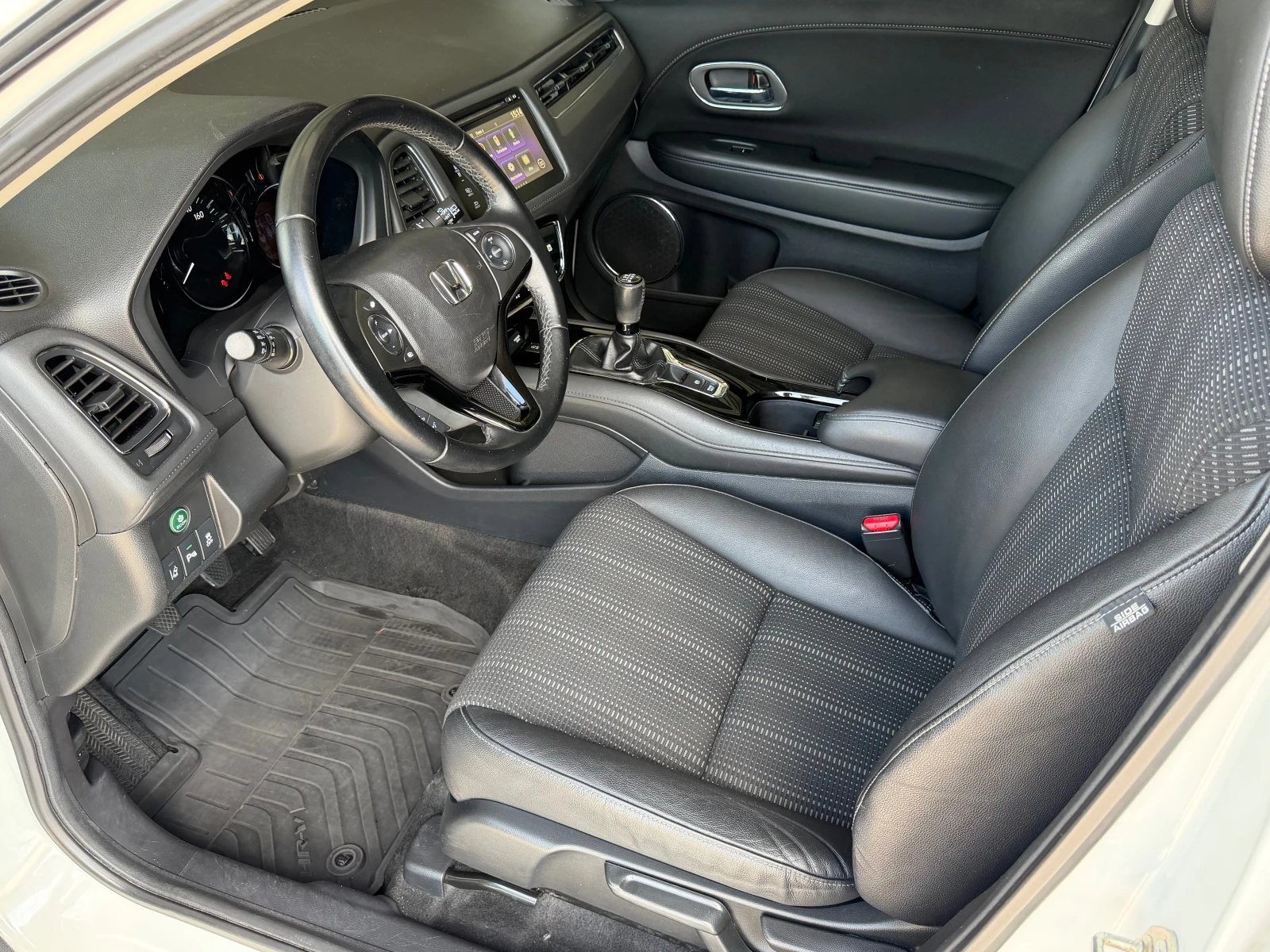 Honda Hr-v 1.5I-VTEC-95000км-KATO НОВ-EXCLUSIVE!!!, снимка 10 - Автомобили и джипове - 55666045