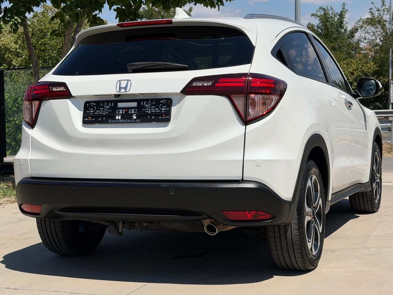 Honda Hr-v 1.5I-VTEC-95000км-KATO НОВ-EXCLUSIVE!!!, снимка 5 - Автомобили и джипове - 55666045