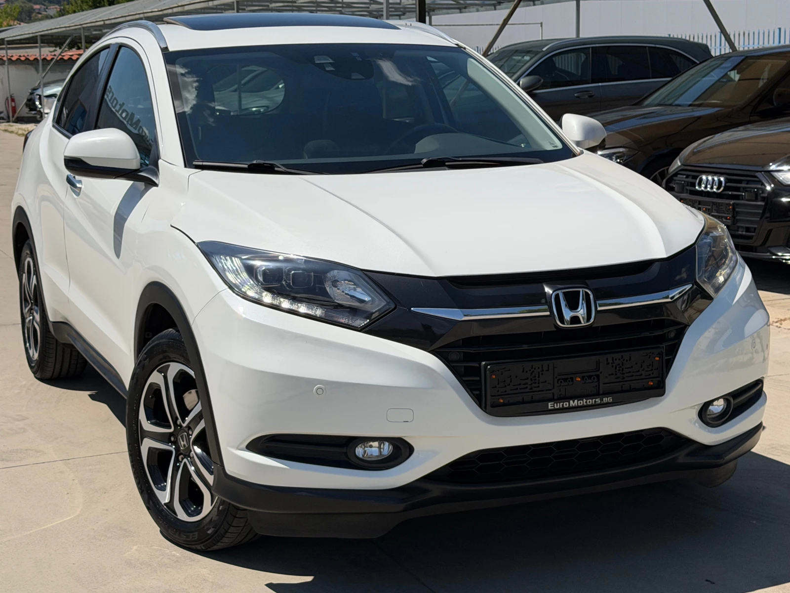 Honda Hr-v 1.5I-VTEC-95000км-KATO НОВ-EXCLUSIVE!!!, снимка 3 - Автомобили и джипове - 55666045