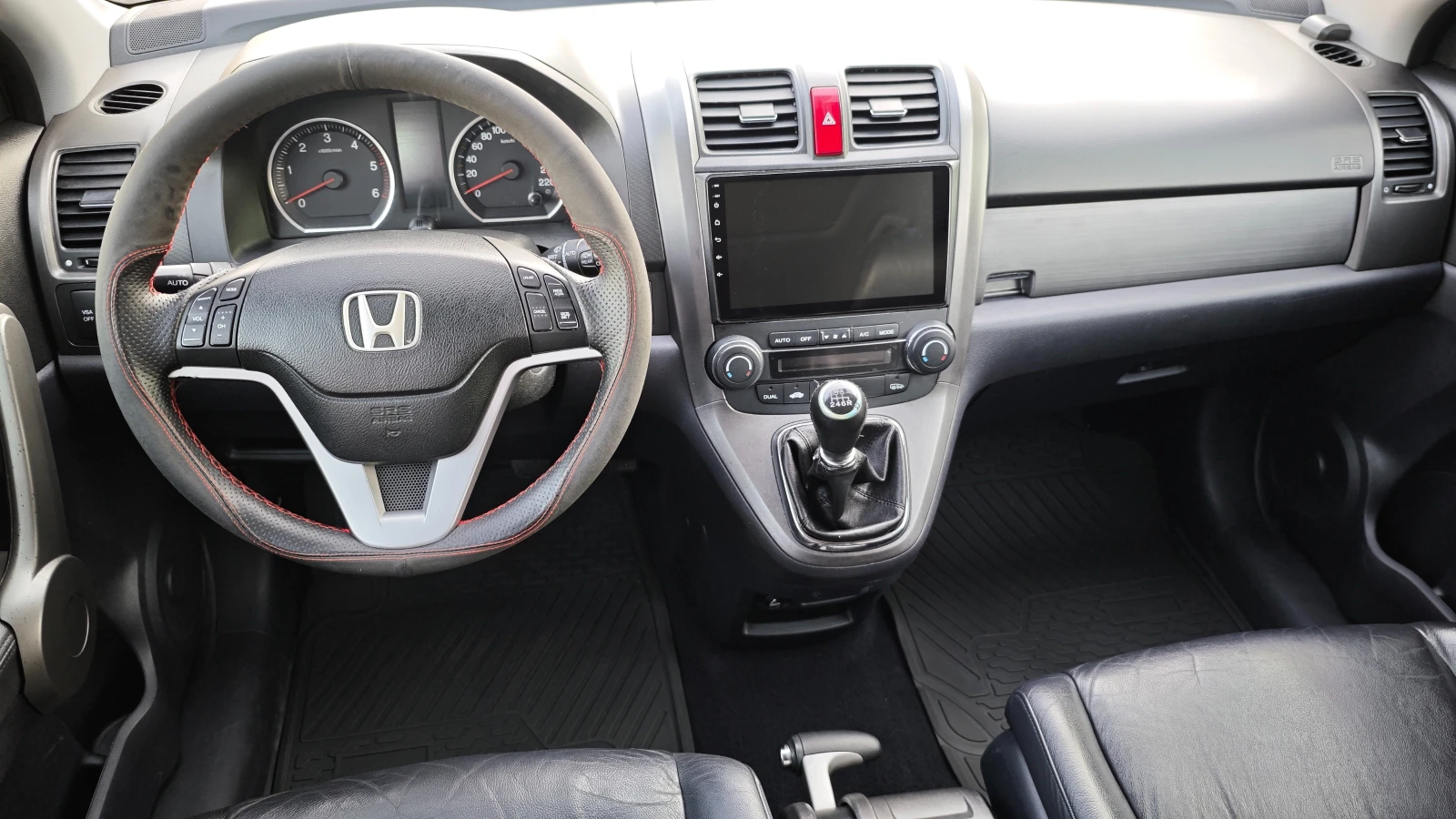 Honda Cr-v ВСИЧКО ПЛАТЕНО/ОБСЛУЖЕН/НОВИ ДИСКОВЕ/НАКЛАДКИ/ГУМИ, снимка 13 - Автомобили и джипове - 55669889