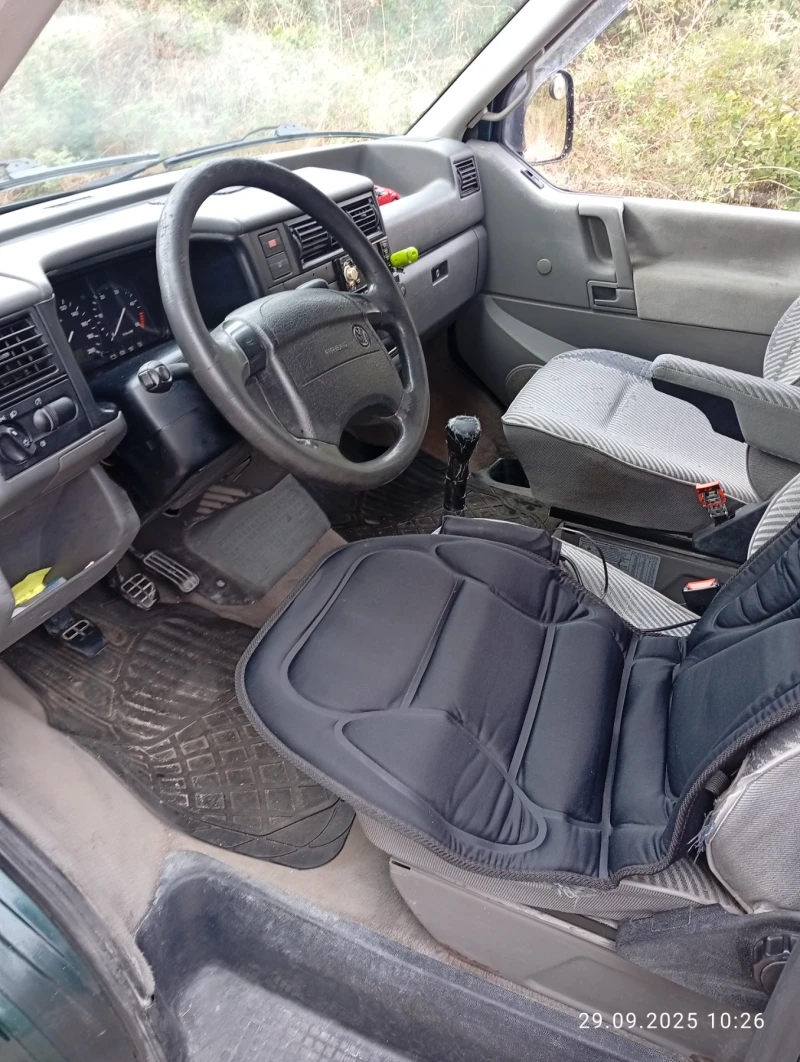 VW T4, снимка 10 - Бусове и автобуси - 51876920