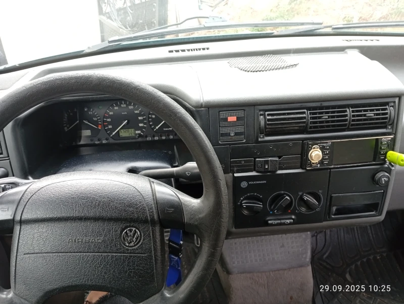 VW T4, снимка 9 - Бусове и автобуси - 51876920