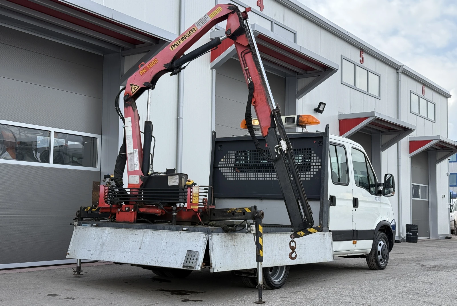 Iveco Daily 2.3 Кран PLAFINGER PK1800, снимка 7 - Бусове и автобуси - 53913428